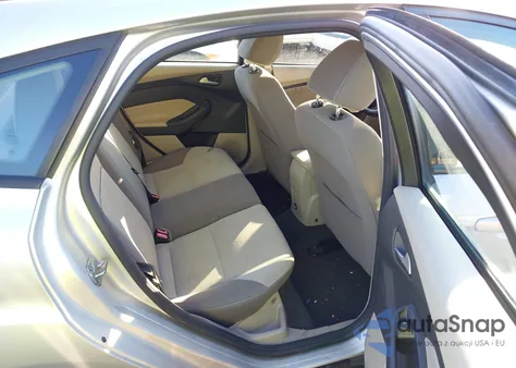 2014 Ford Focus Se from USA, damaged, VIN 1FADP3K22EL326908